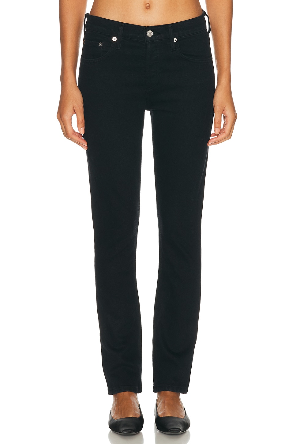 AGOLDE Cocktail Low Rise Ankle Slim Jeans in Immersion - Black. 34 also , 24, 25, 26, 27, 28, 29, 30, 31