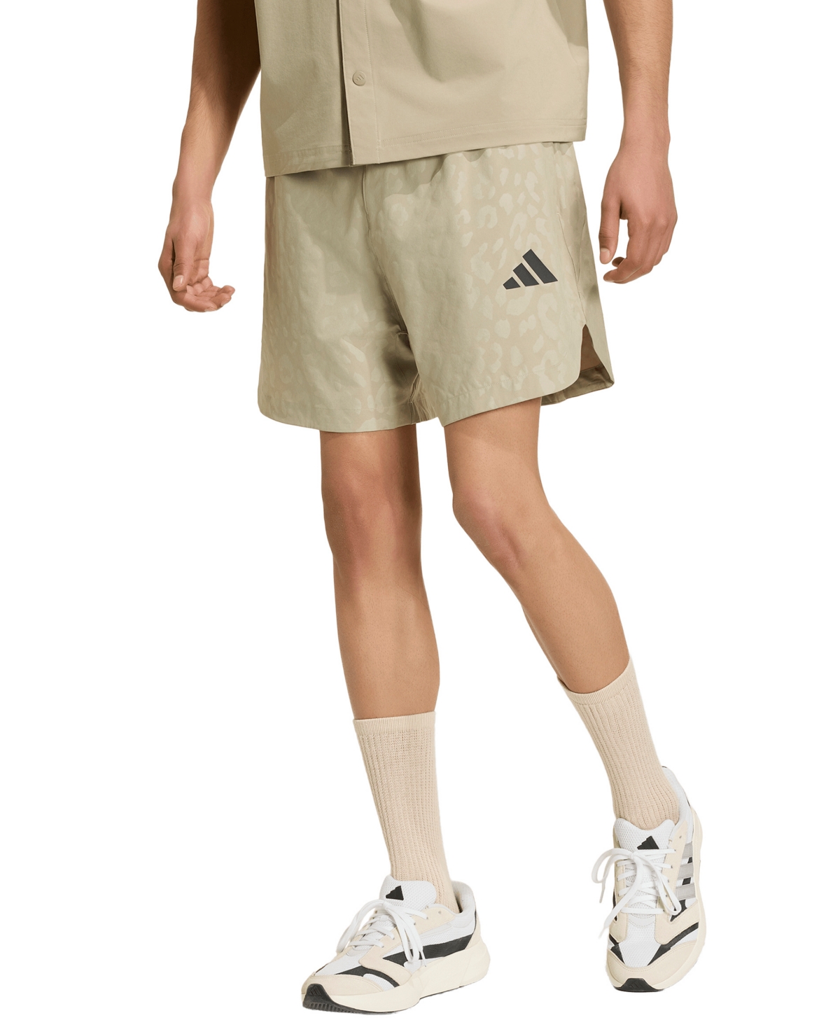 Men's City Tech Leopard Regular-Fit Shorts - Wonder Cargo