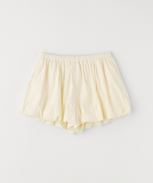 RIBBON EMBROIDERED BALLOON SHORTS_CREAM