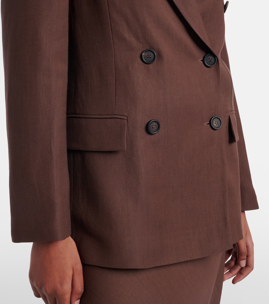 Double-breasted blazer
