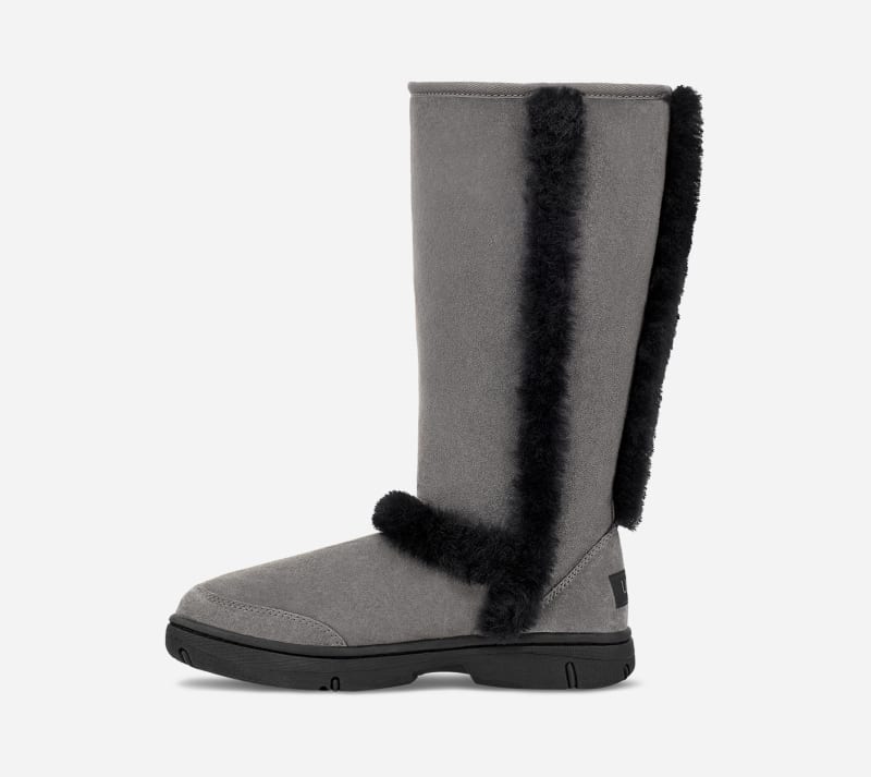 ® Women's Sunburst Tall Warm Sheepskin Boots in Grey/Black