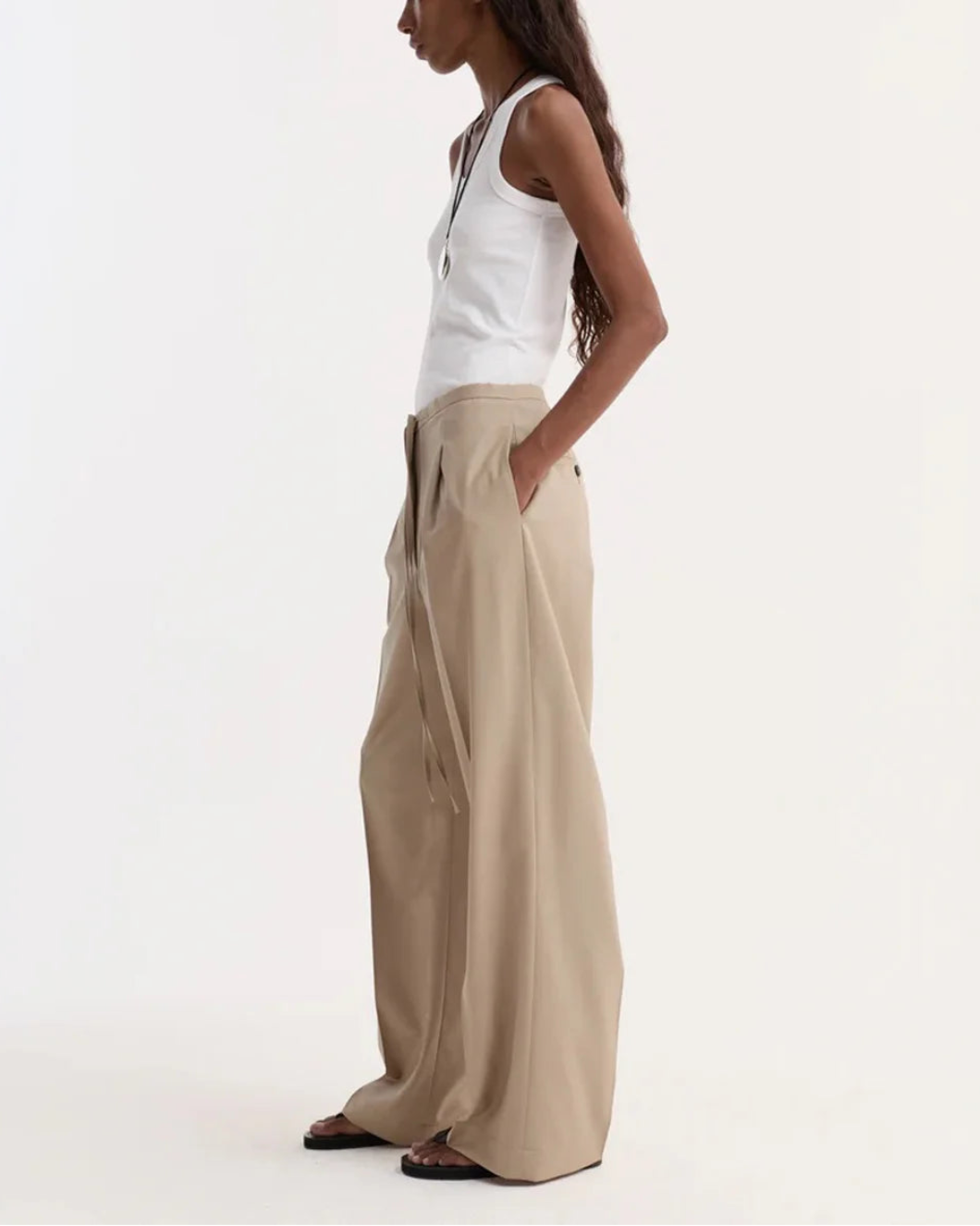 Relaxed Drawstring Trousers Beige