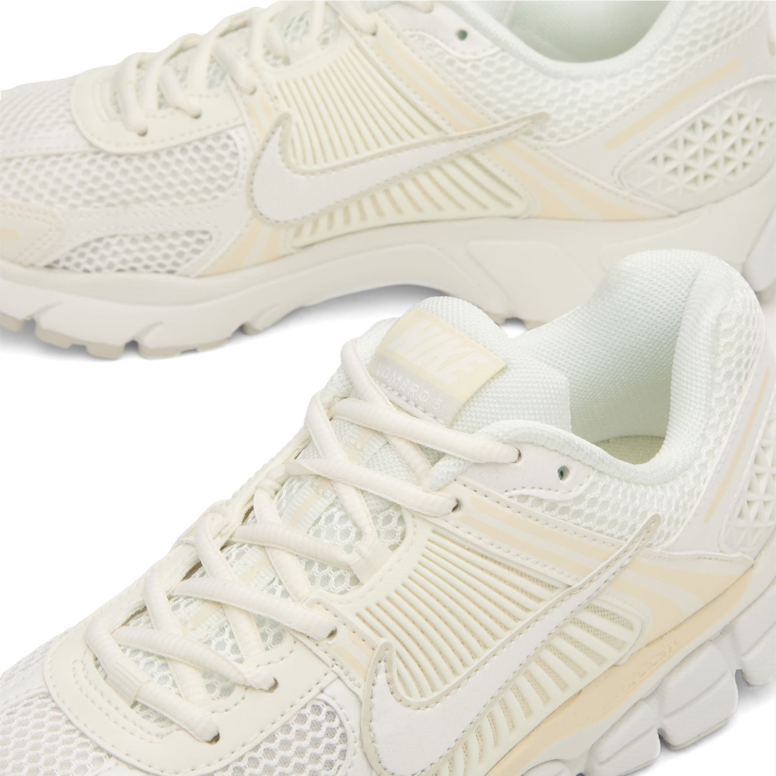 Women's Zoom Vomero Sneaker Sail/Summit White/Bone