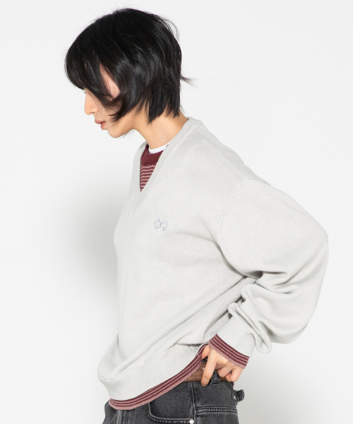 XTK180 Stripe Layered V-Neck Pullover Knit