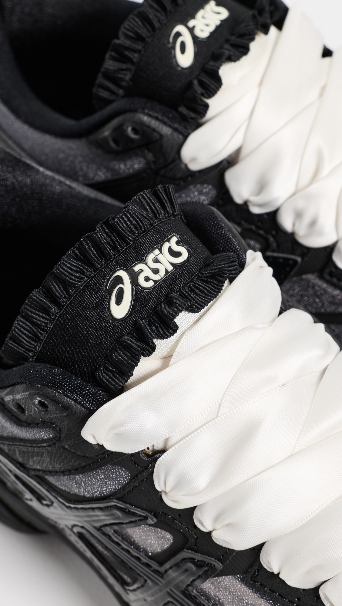 X Griff Gel-Cumulus 16 by Griff Sneakers Black/Black