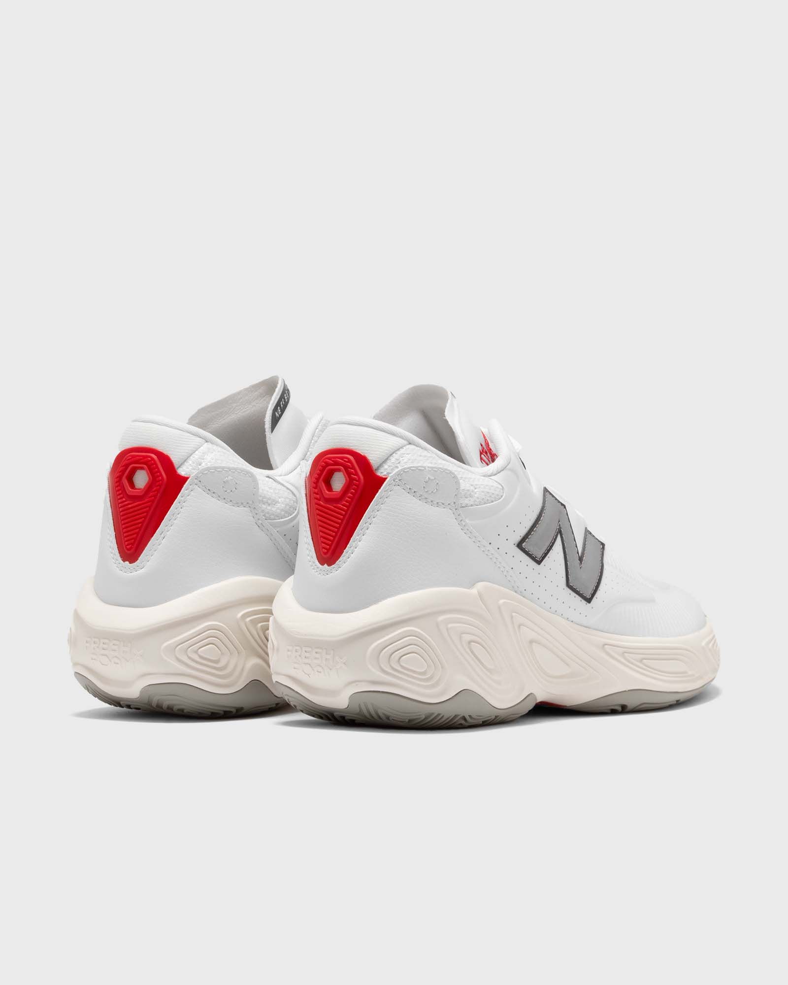 Fresh Foam BB v2 white male High-& Midtop now available at BSTN