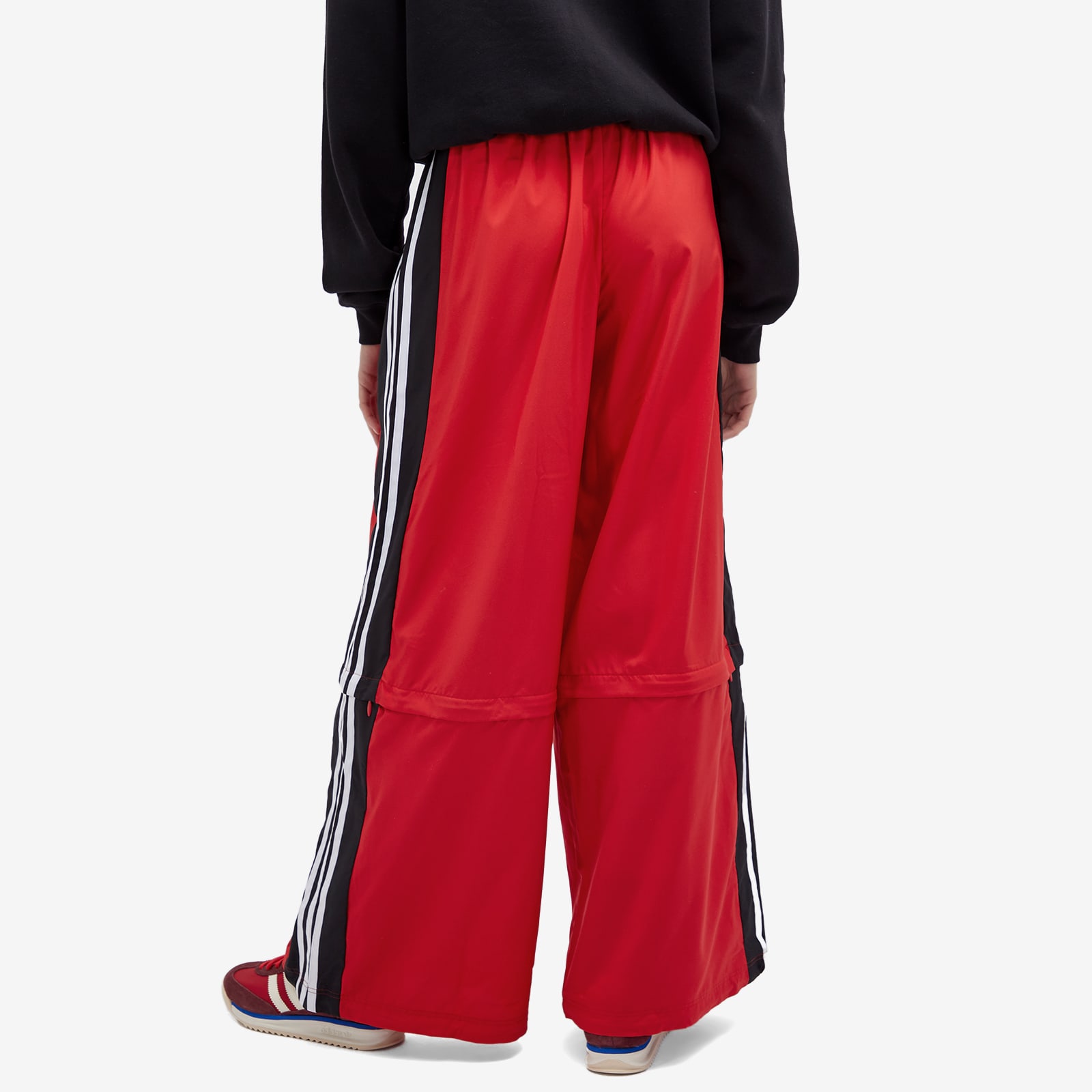Women's Rasant Oversized Zip Off Track Pants in Collegiate Red