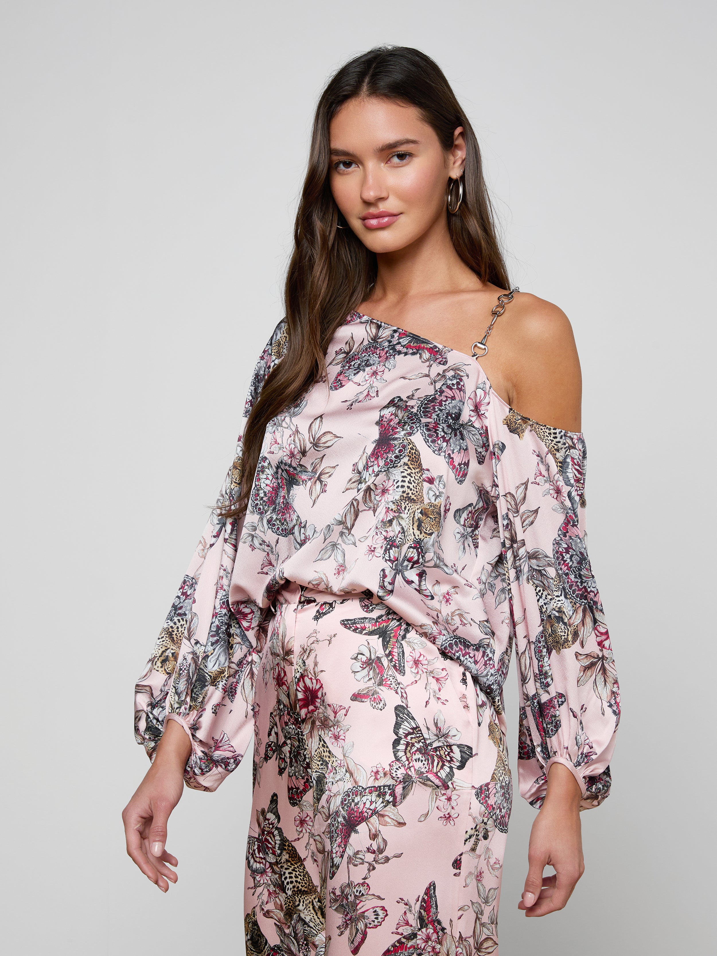 Asami Chain One-Shoulder Blouse Top In Light Nectar Pink Small Multi Butterfly Jungle