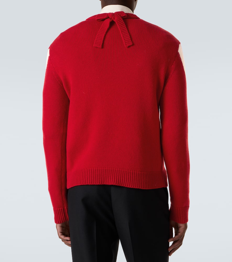 Virgin wool sweater