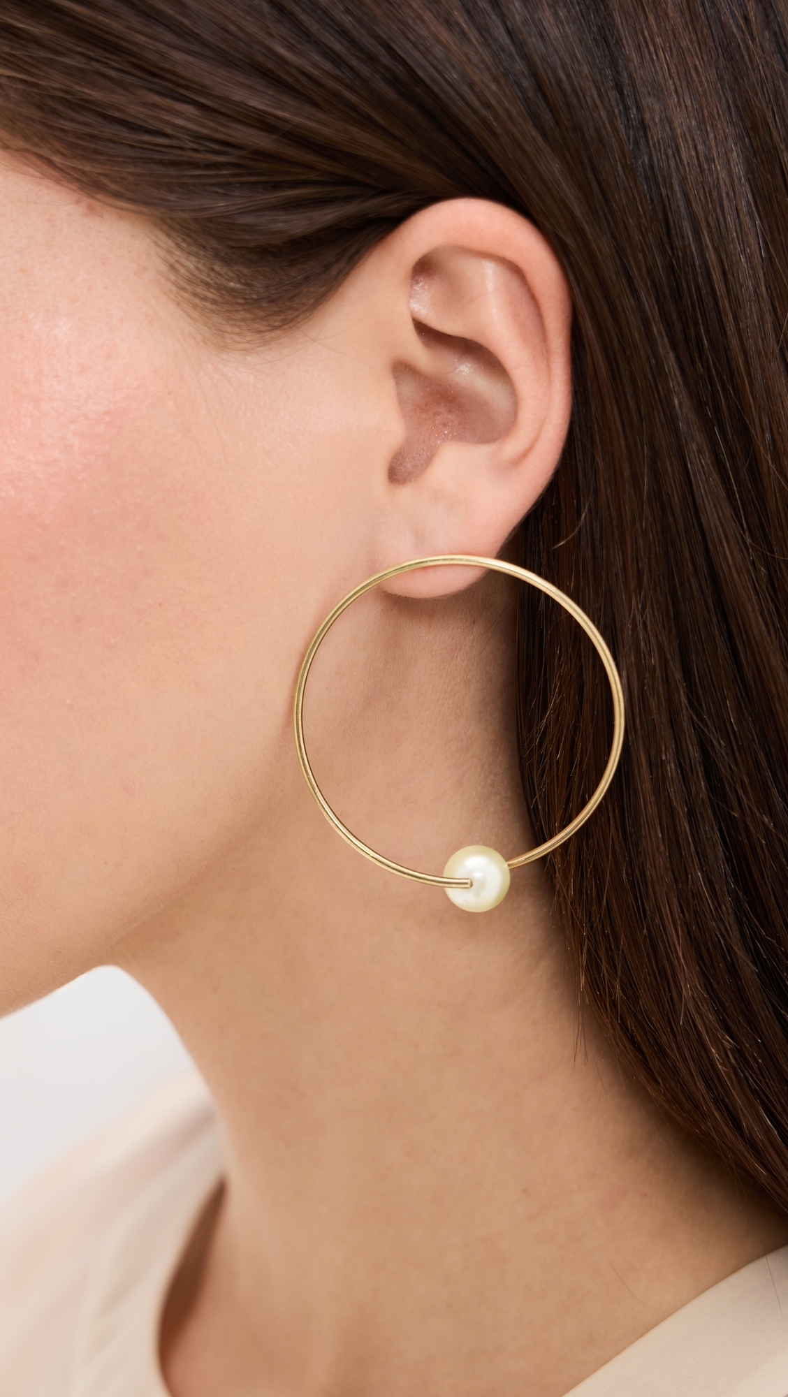 Large Pearl Circle Earrings Yellow Gold One Size