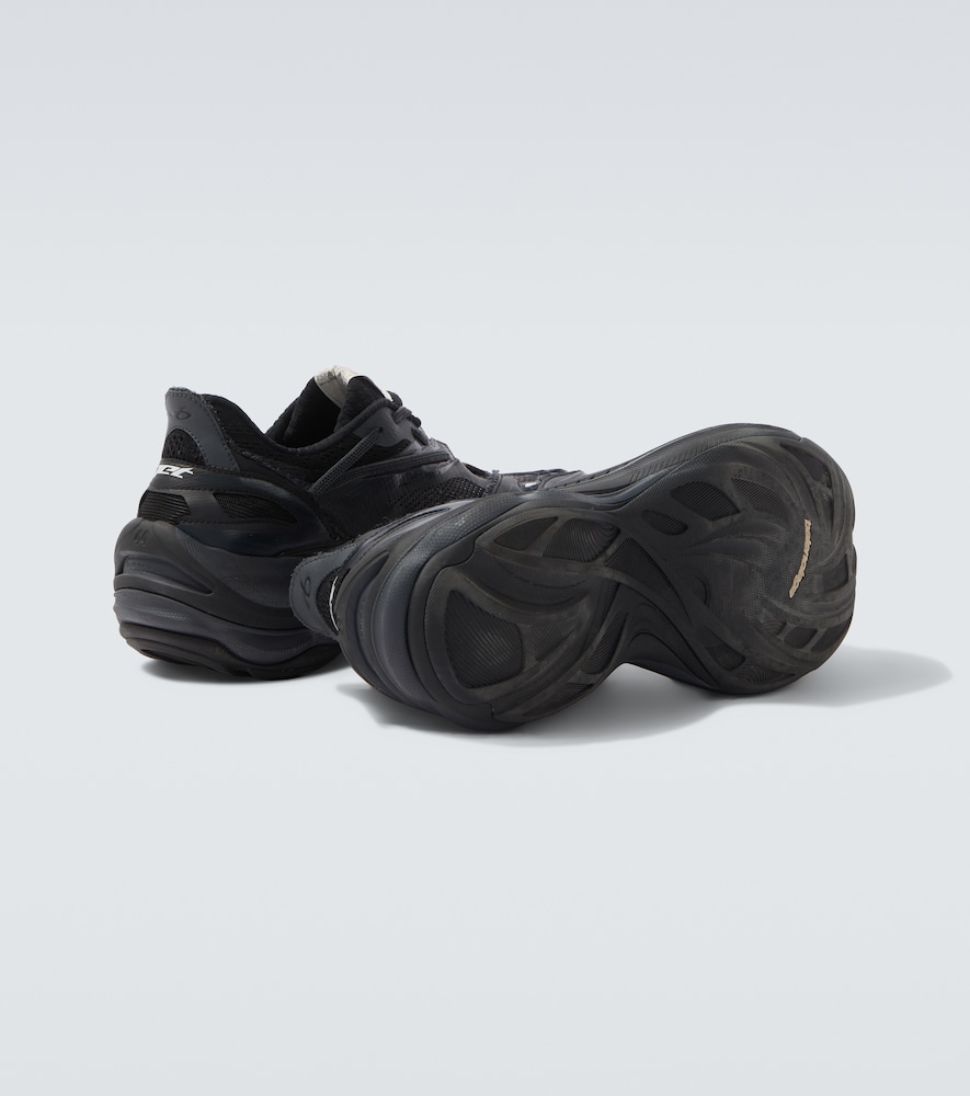 Jet sneakers