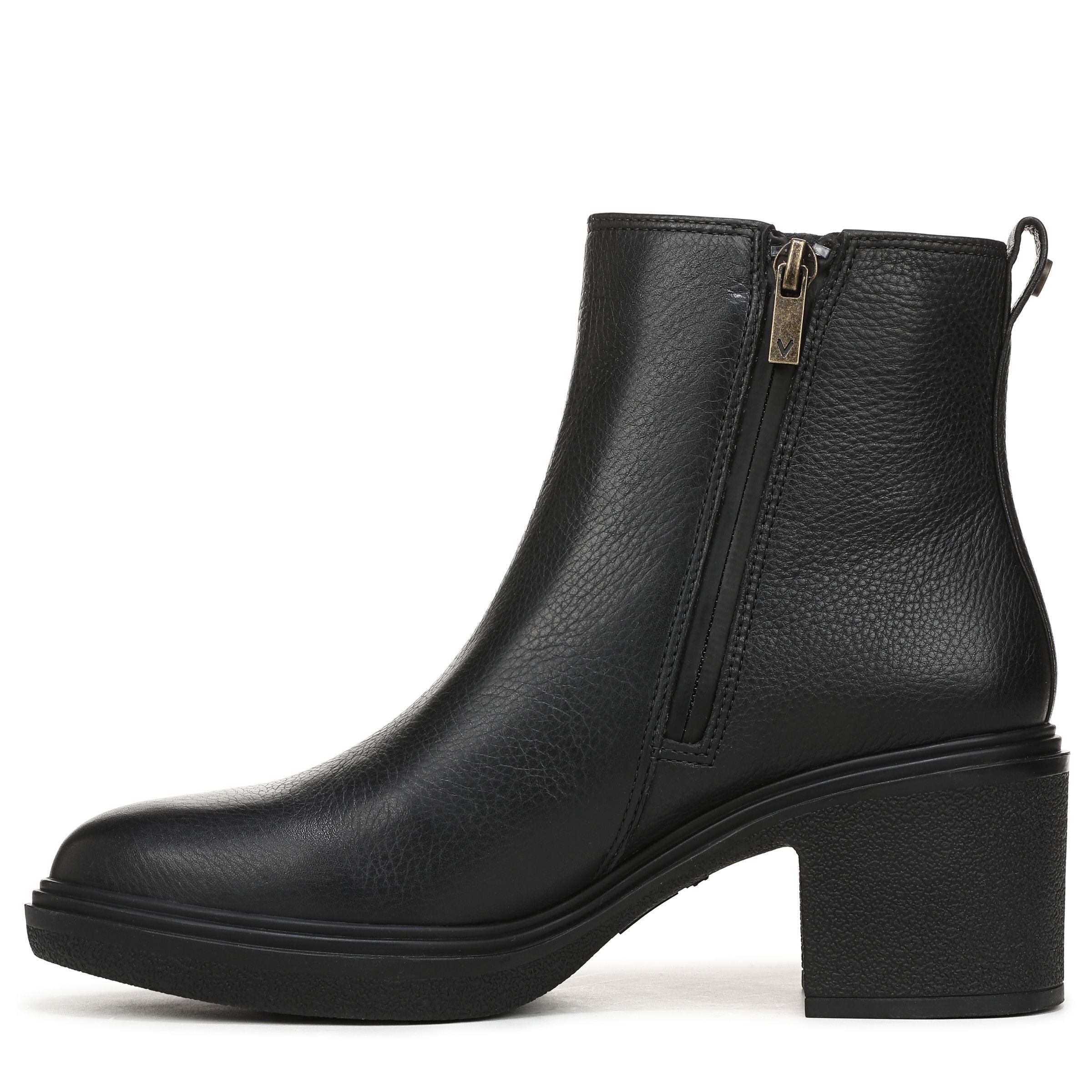 Vionic Savannah Chelsea Ankle Boots In Black