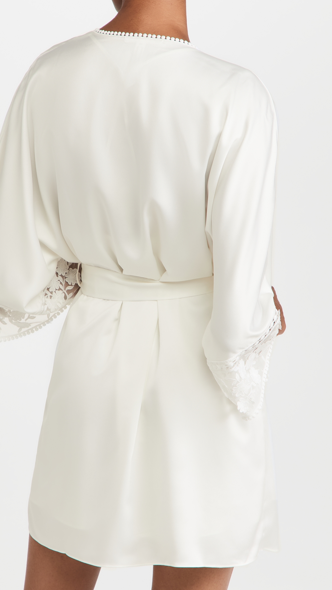 Kylie Charmeuse Wrap with Lace Ivory L