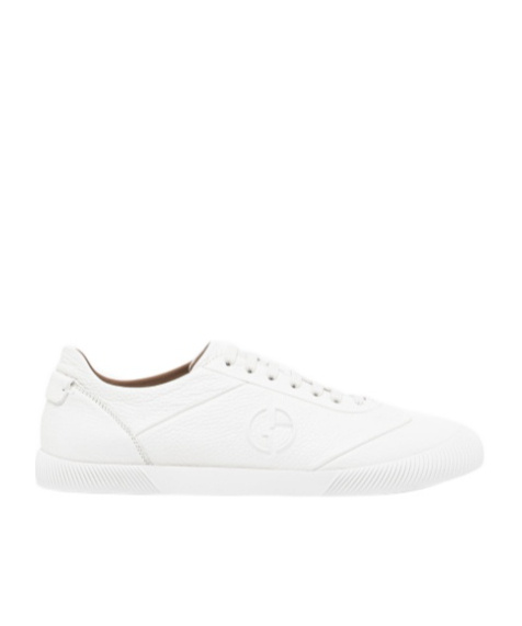 Sneaker in leather with a rubber sole