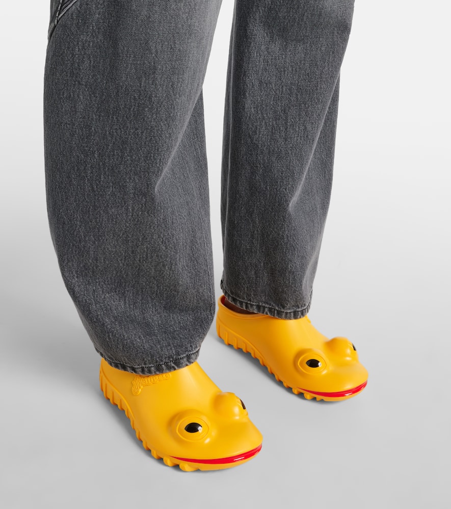 X Wellipets Frog clogs