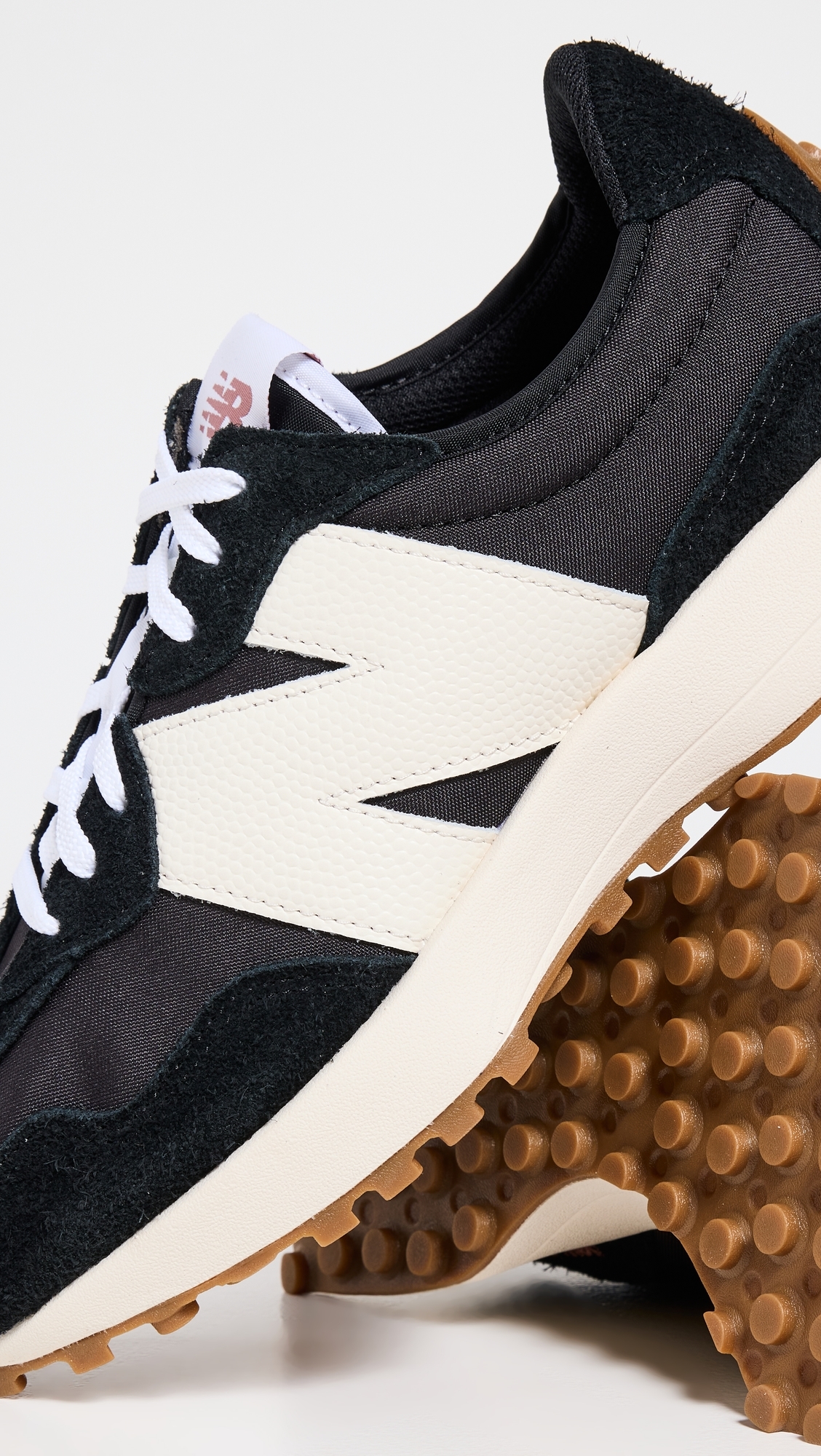 WS 327 Sneakers Black White