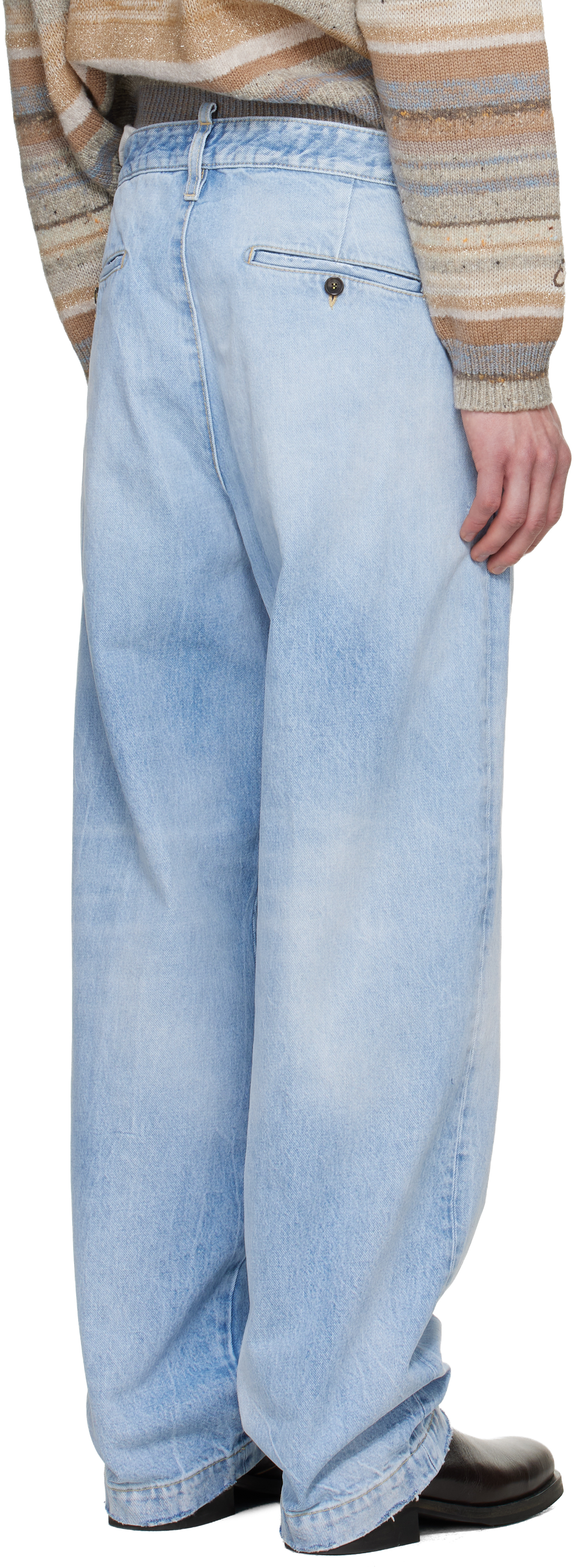 Blue Light Clean Wash One Pleat Jeans