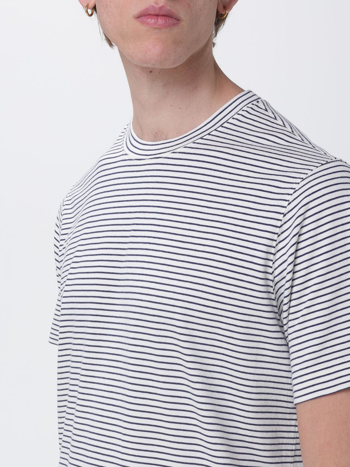 T-Shirt Men color White