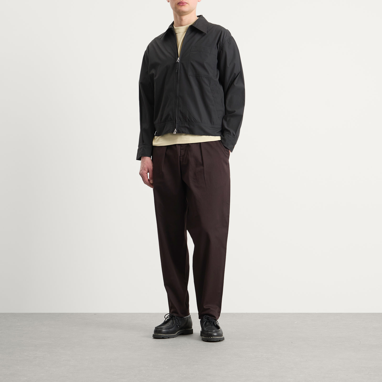 Men's Twill Pleated Track Pant Brown