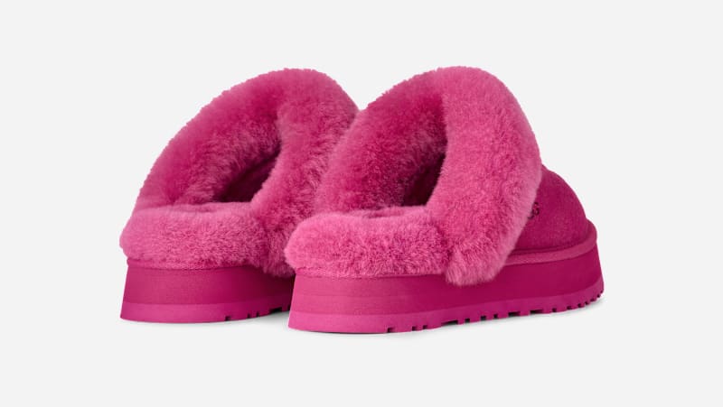 ® Women's Disquette Sheepskin Slippers in Dark Peony