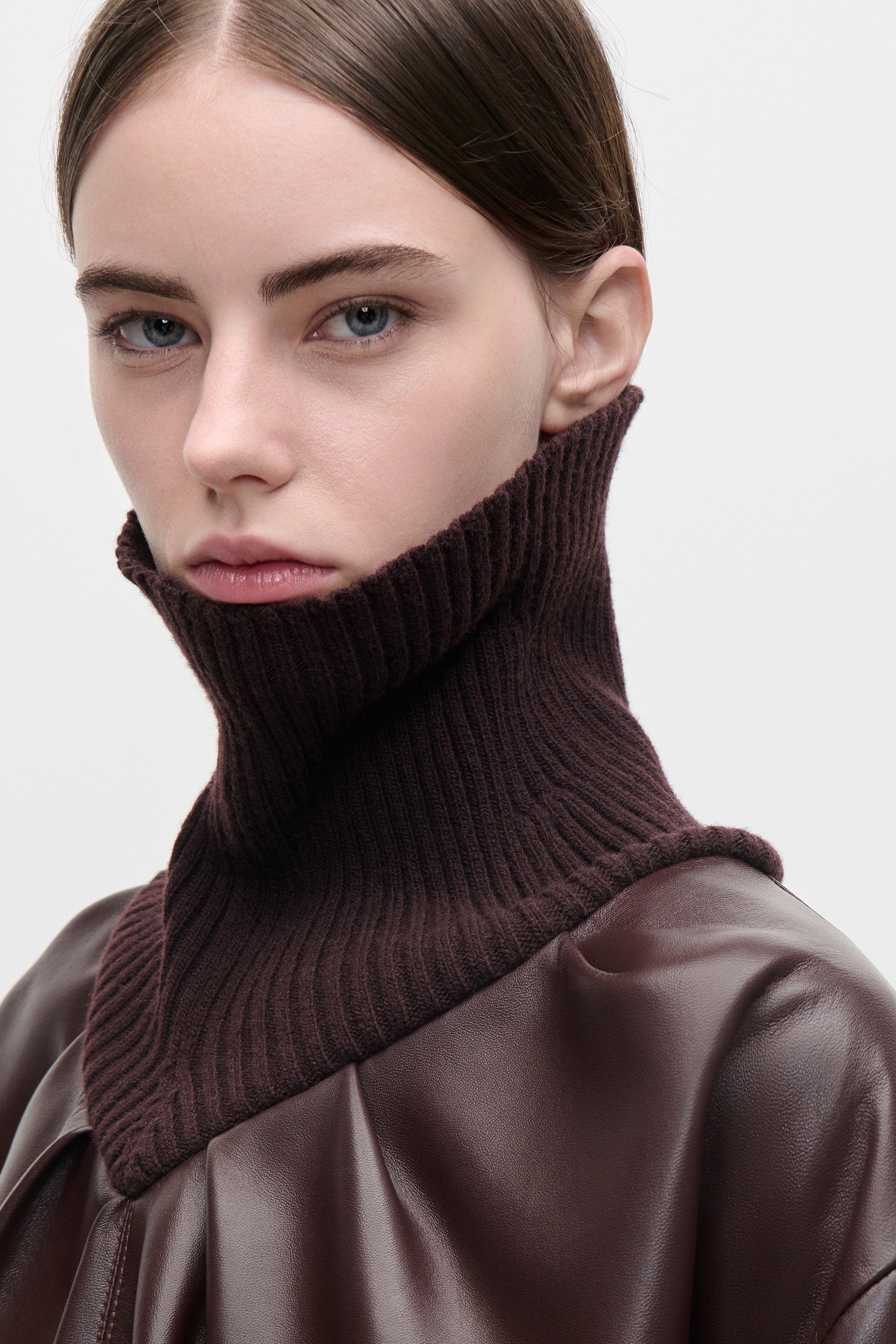 Victoria Beckham Knitted Collar Leather Top In Burgundy - L - Women