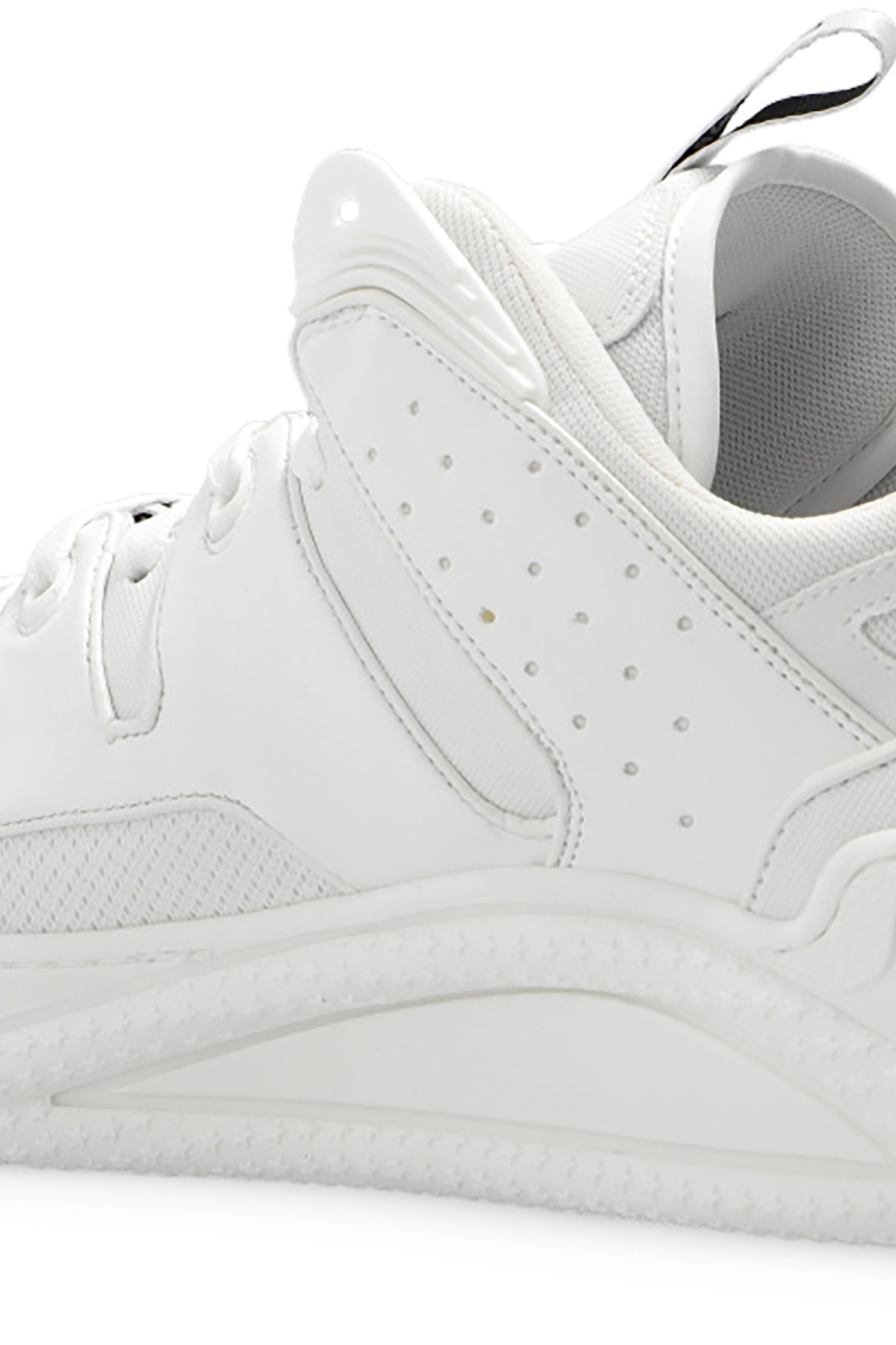 Sneakers with logo