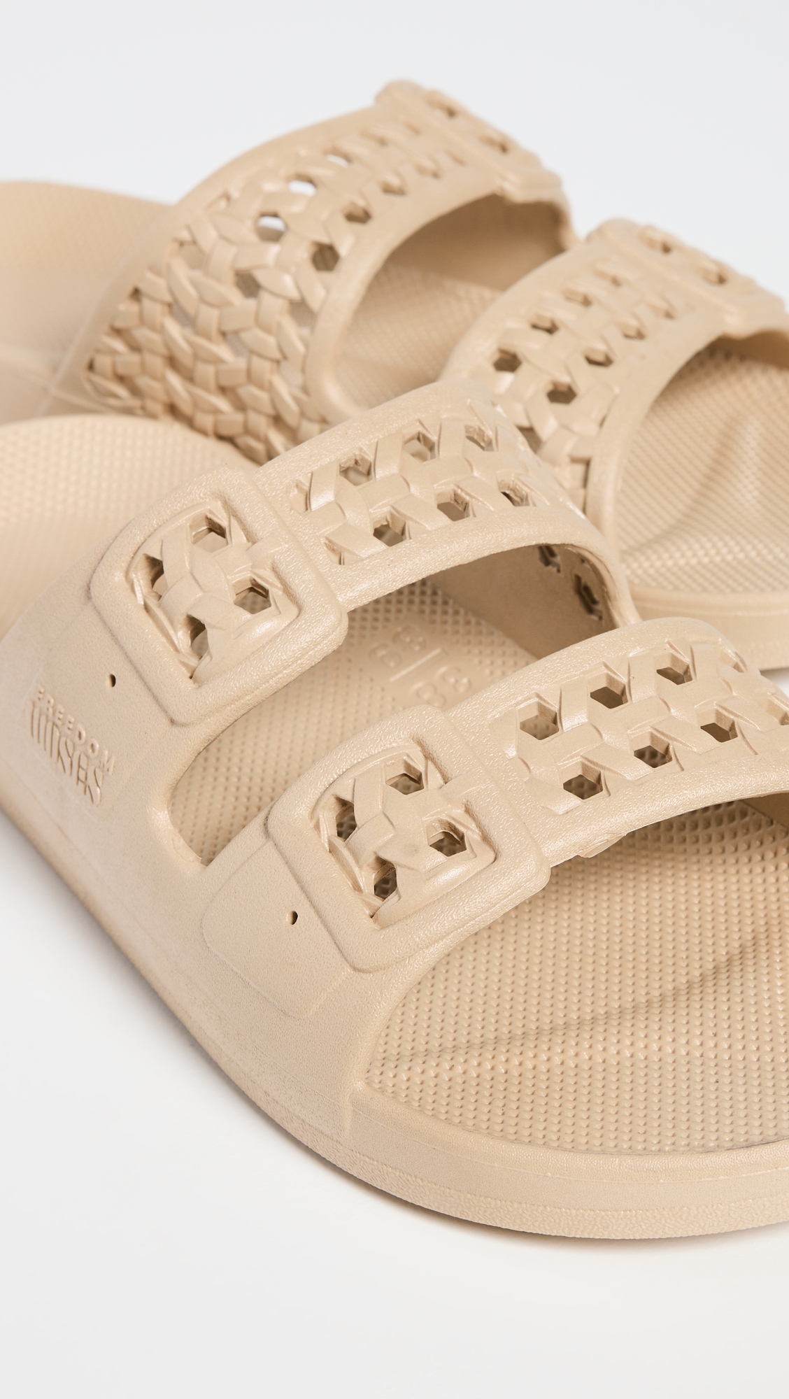 Paz Sandals Sands