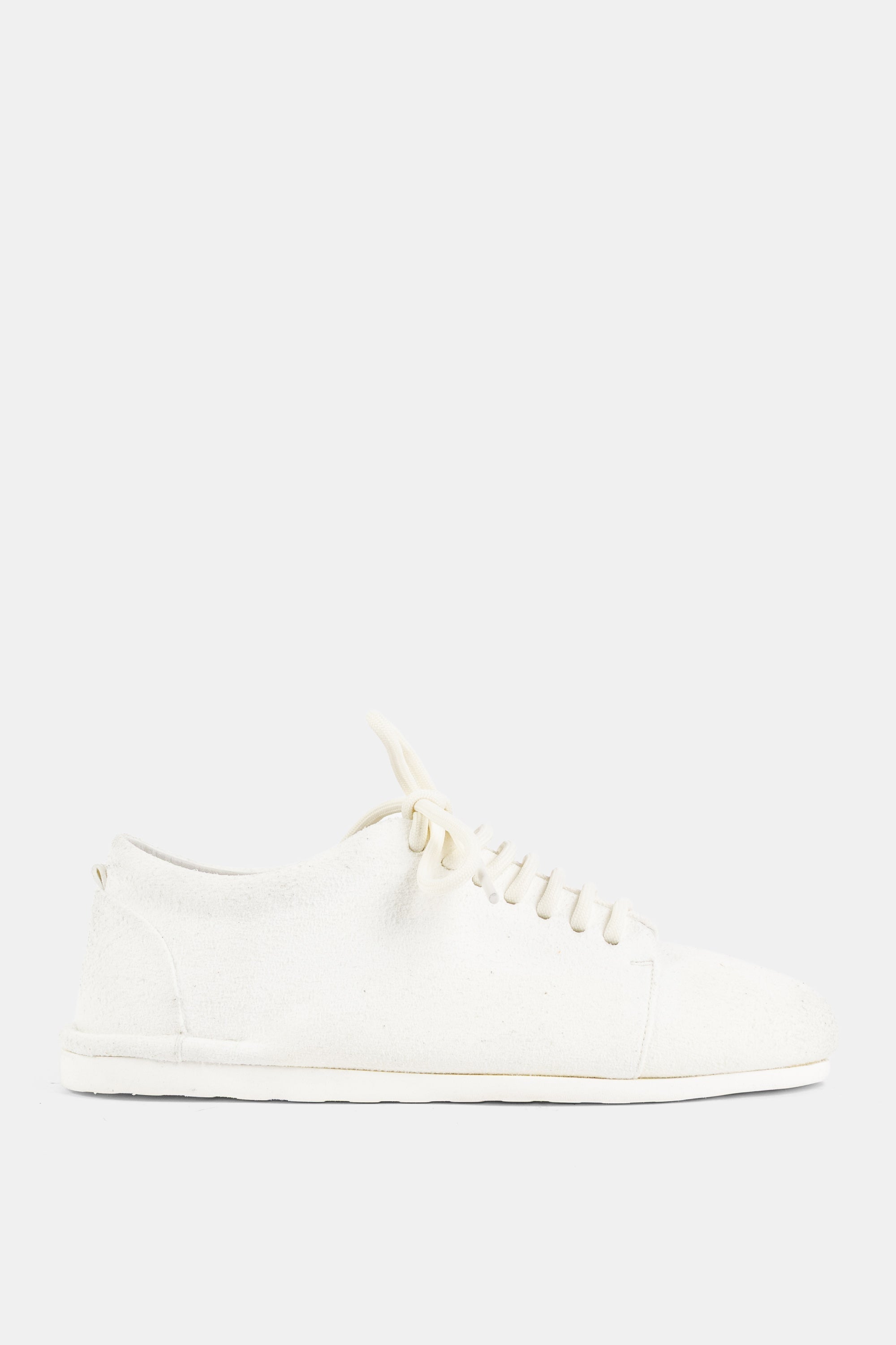 Sancrespella Flat — White