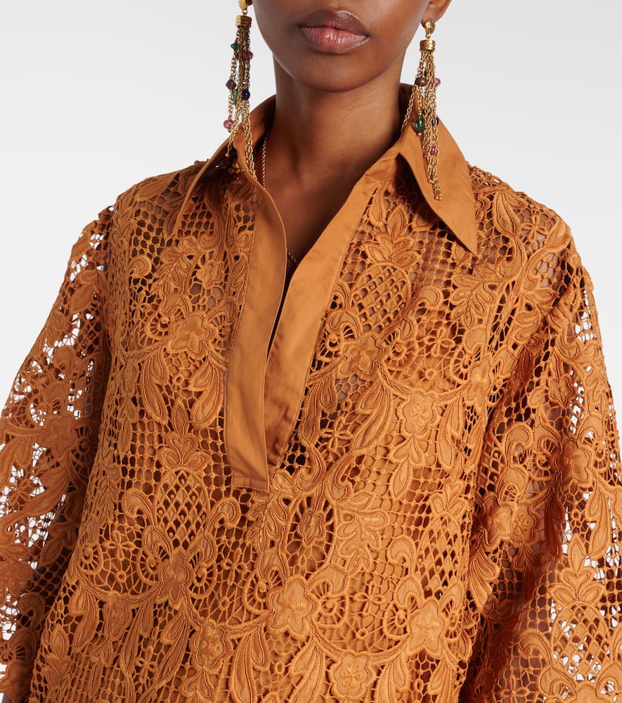 Coco scalloped lace top
