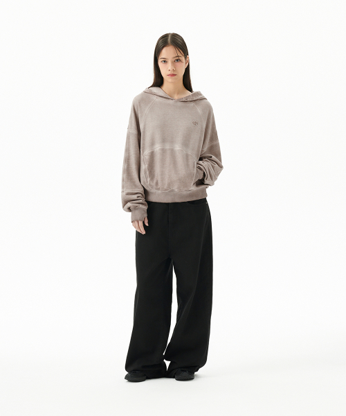 DYED CURVED SEAM CROP HOODIE BEIGE