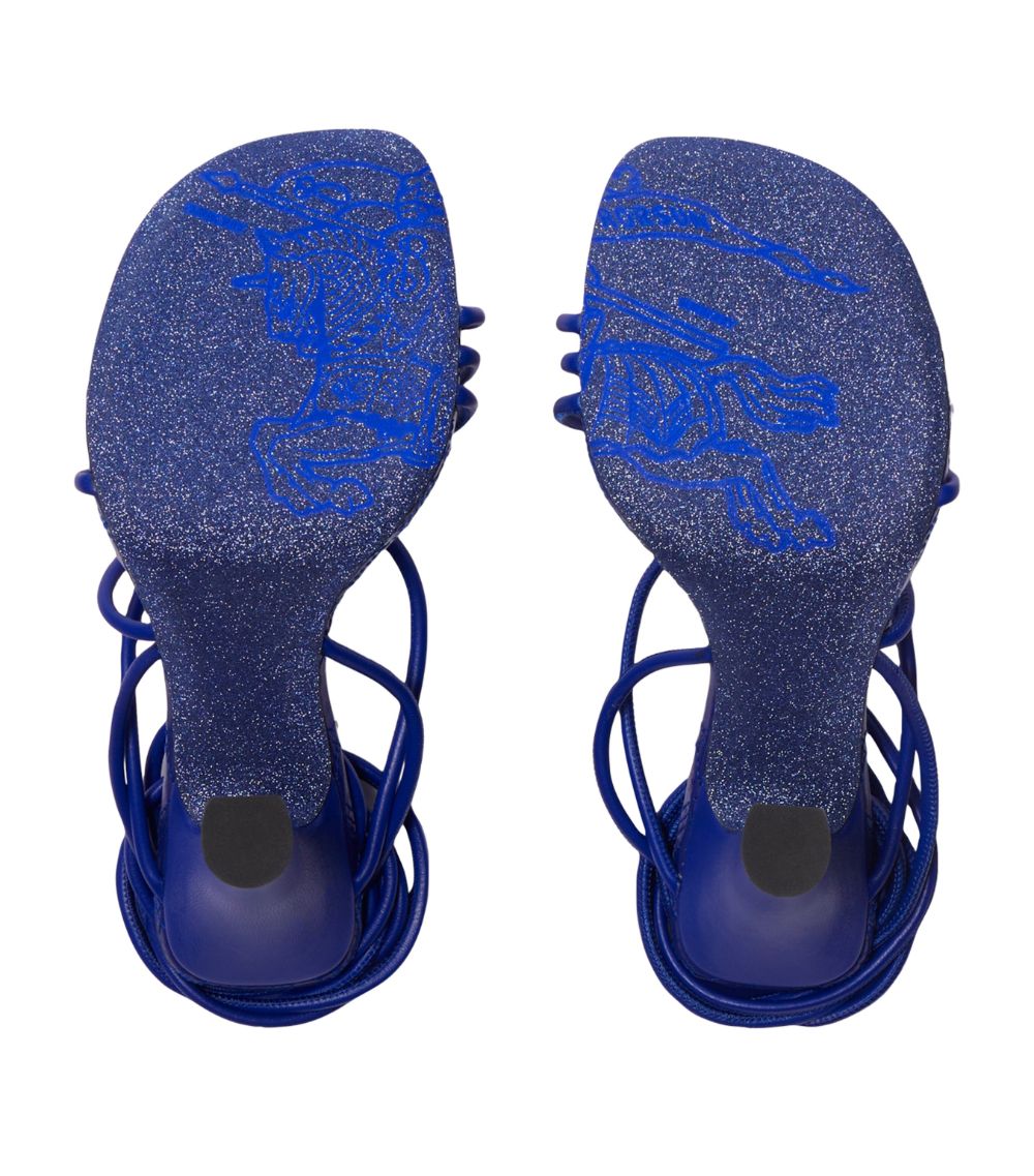 버버리 여성 Ivy Shield Heeled Sandals 105