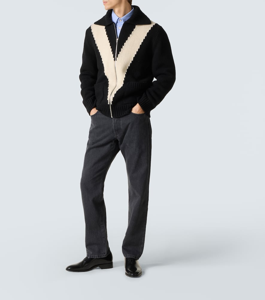 Mid-rise straight jeans