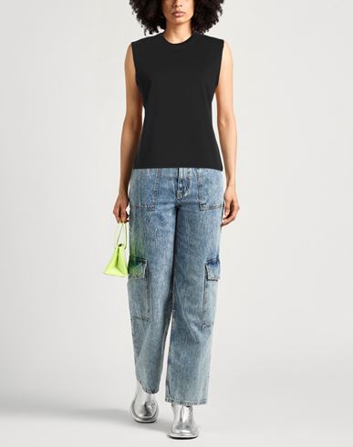 Woman Top Black