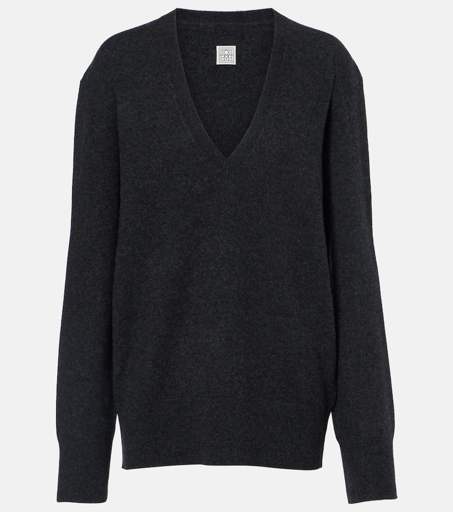 Cashmere sweater