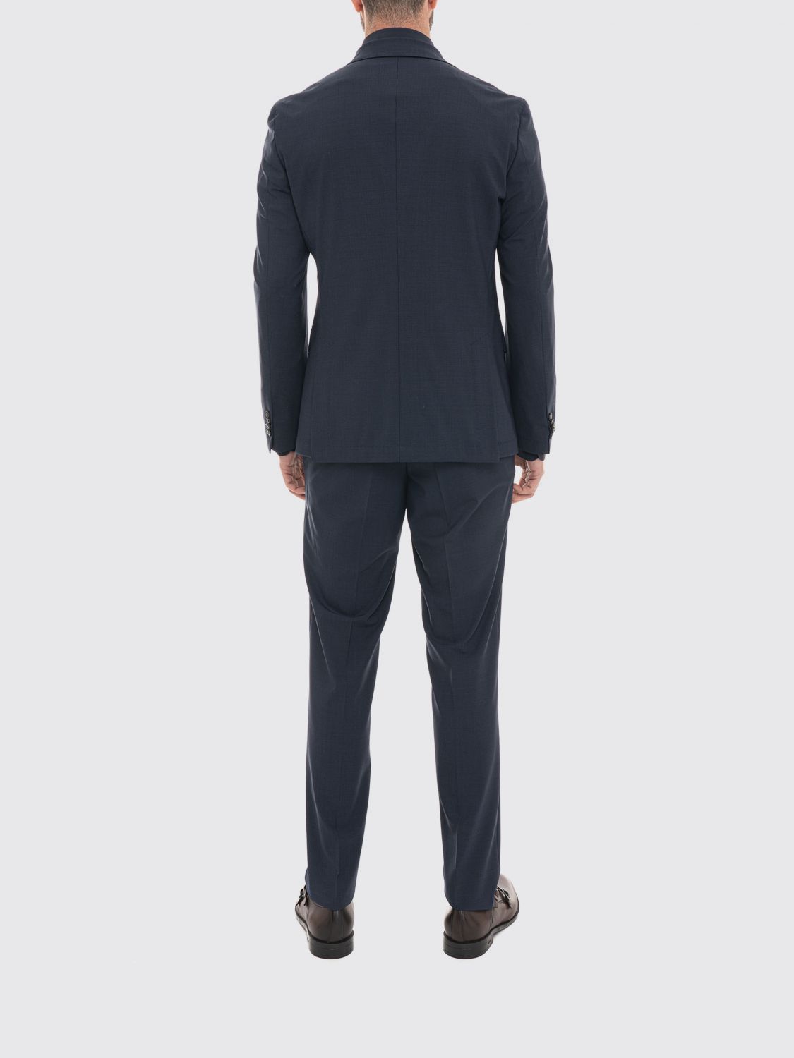 Suit Men color Blue