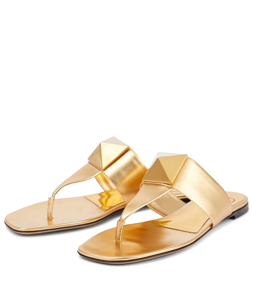 One Stud leather thong sandals