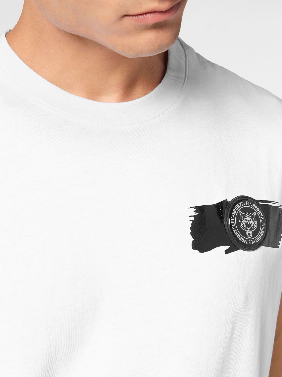 Round-neck sleeveless T-shirt - Black