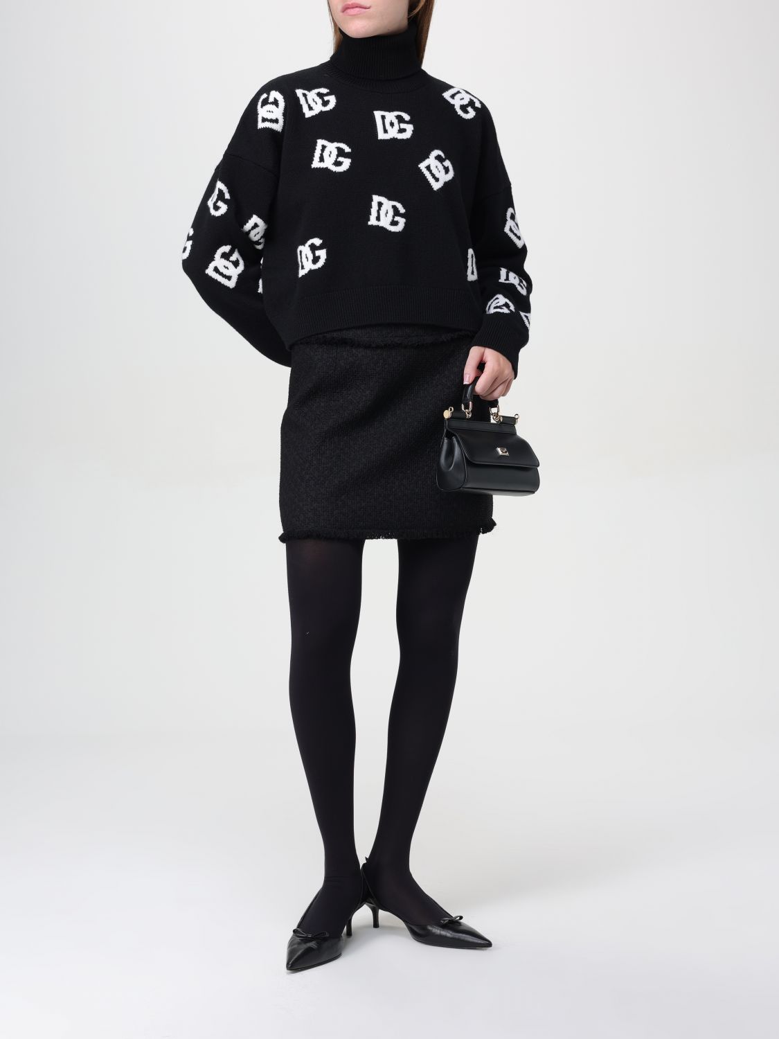 Skirt Woman color Black
