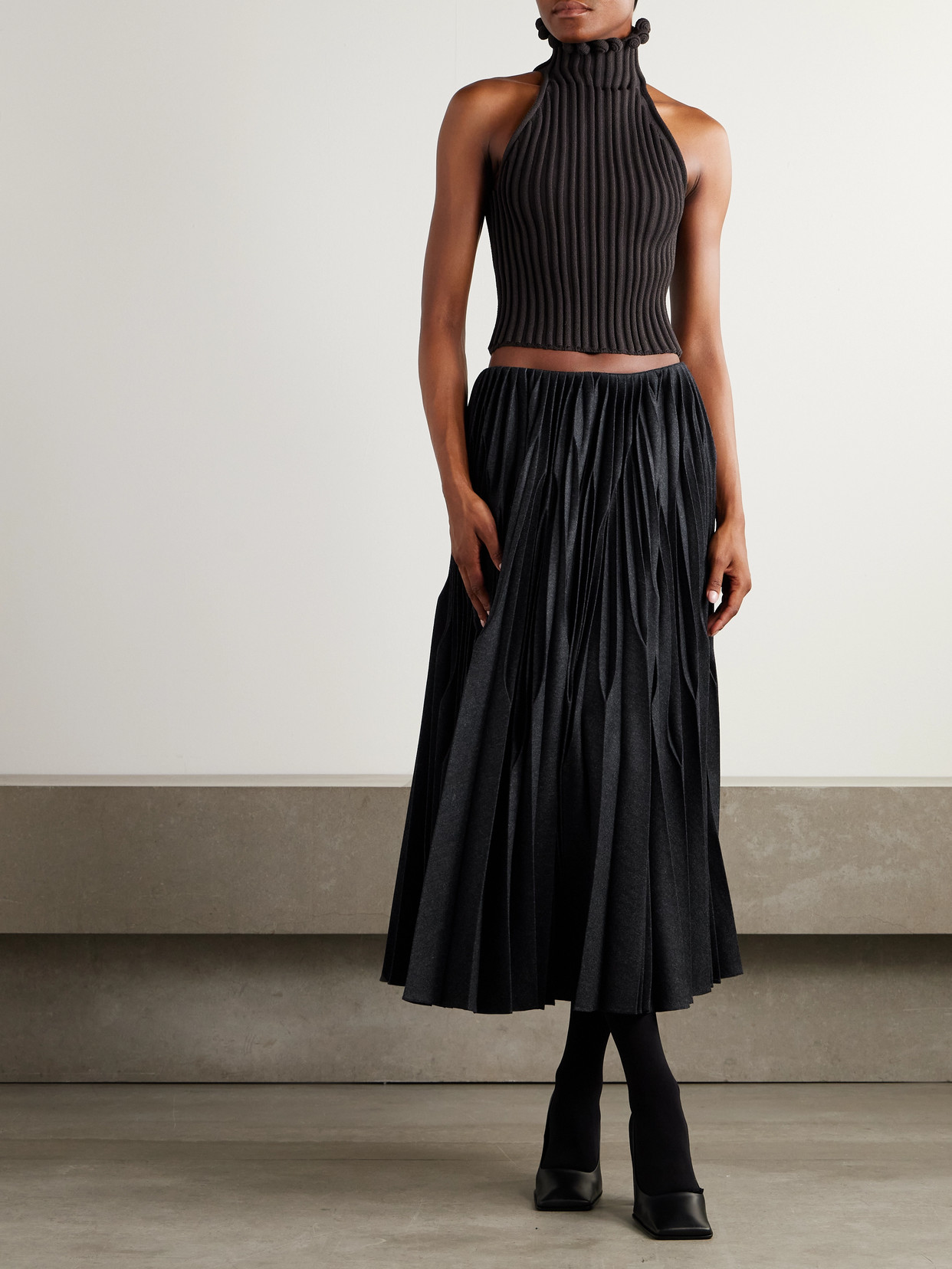 Pleated Wool Midi Skirt - Gray