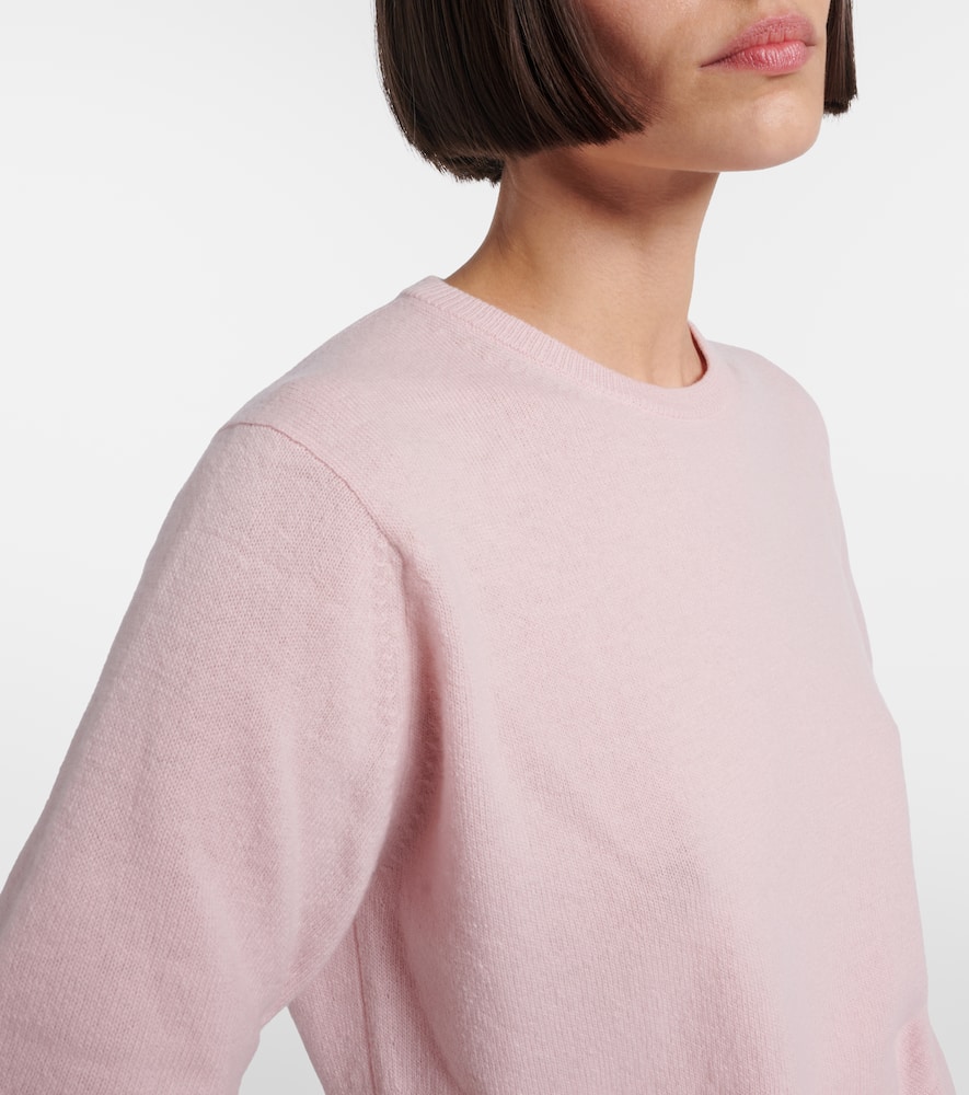 Cropped wool and cashmere sweater