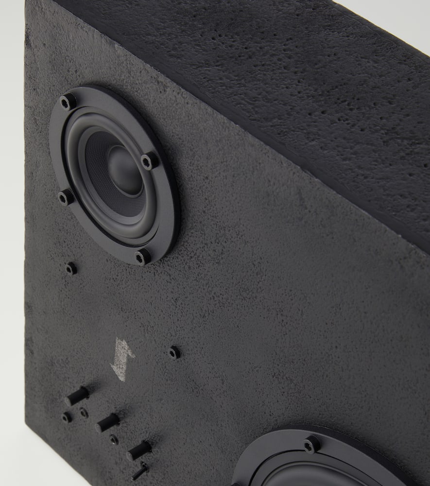 Steel speaker