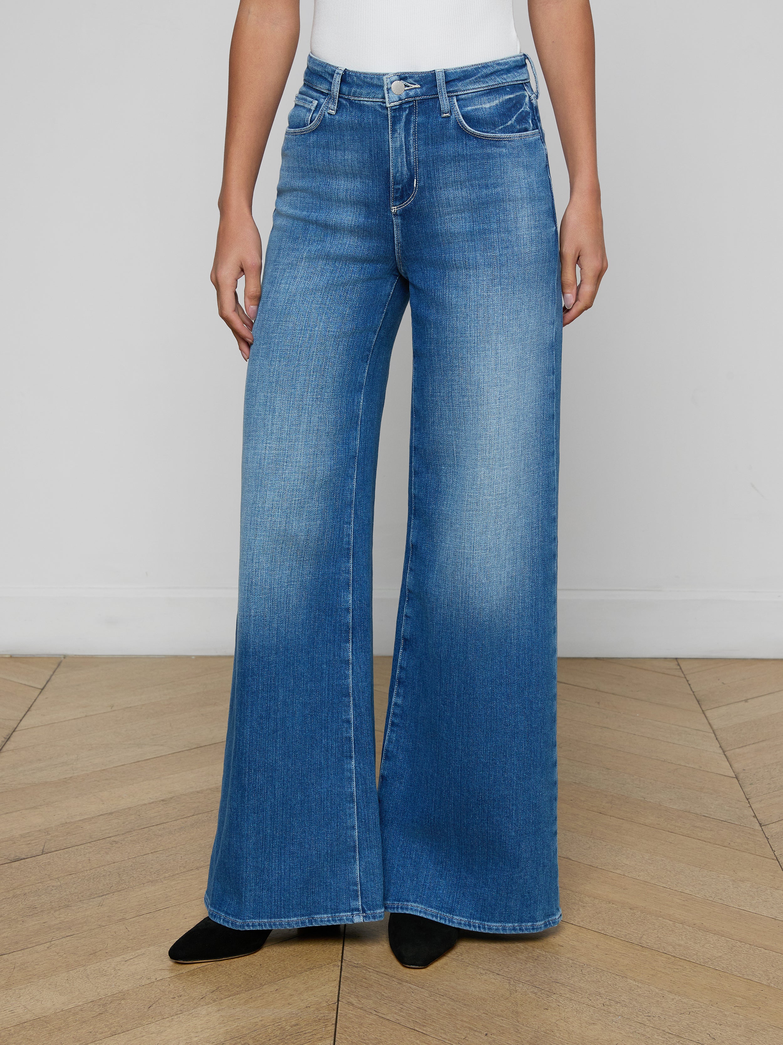 Quincy Wide-Leg Jean In Castro