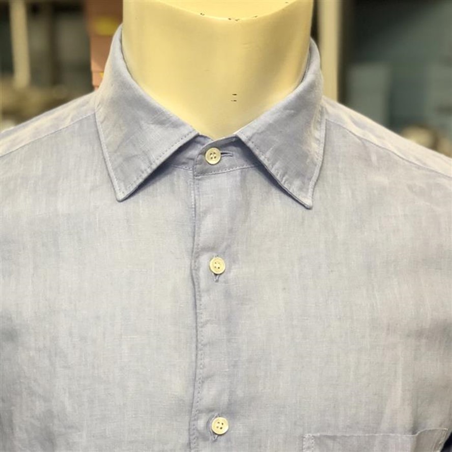 Linen shirt with patch pocket