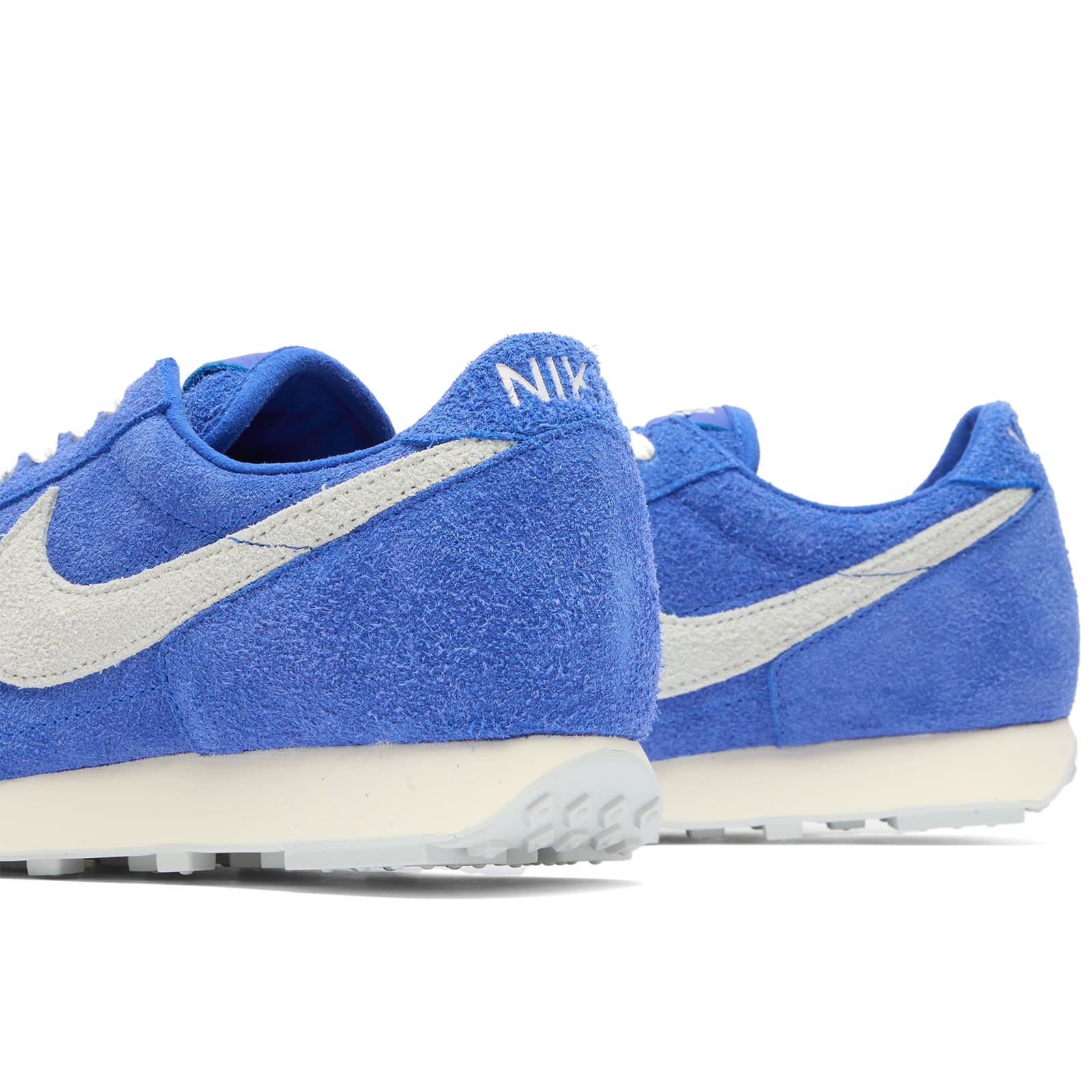 Daybreak Suede SP Sneaker in Hyper Royal/Photon Dust. Sail/Pale Ivory