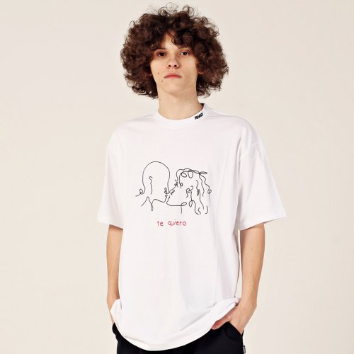 Kiss tee