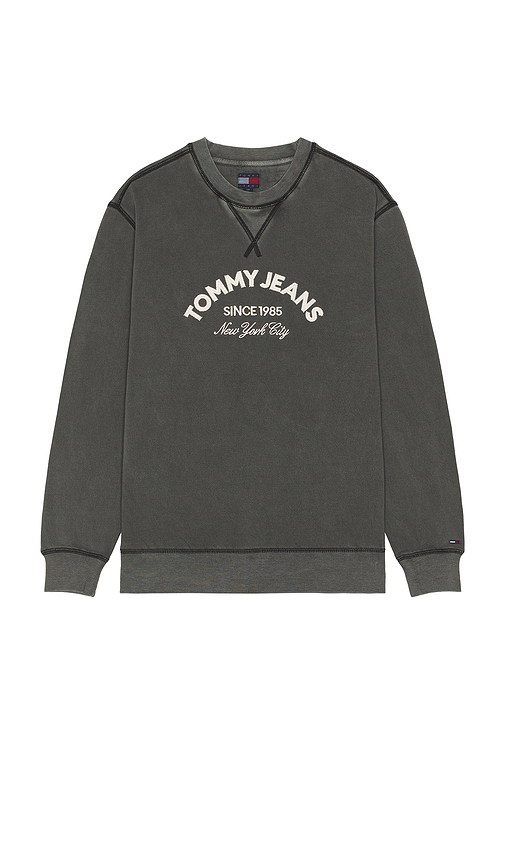 Tommy Jeans Applique Crew Sweatshirt in Black. L. Also in S, M, XL/1X
