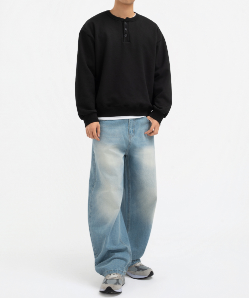 Oversized henley neck sweatshirt gray