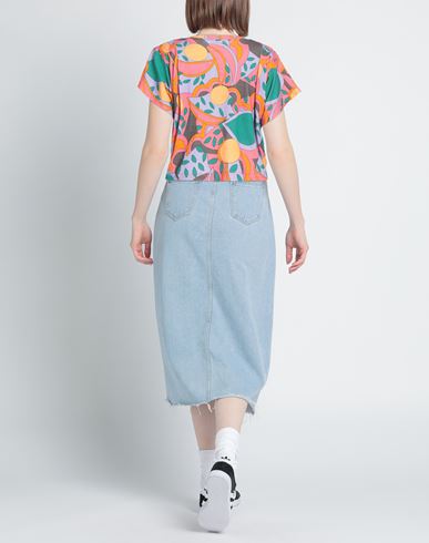 Woman T