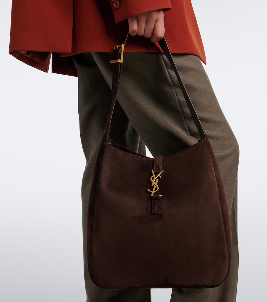 Le 5 à 7 Supple Large suede shoulder bag