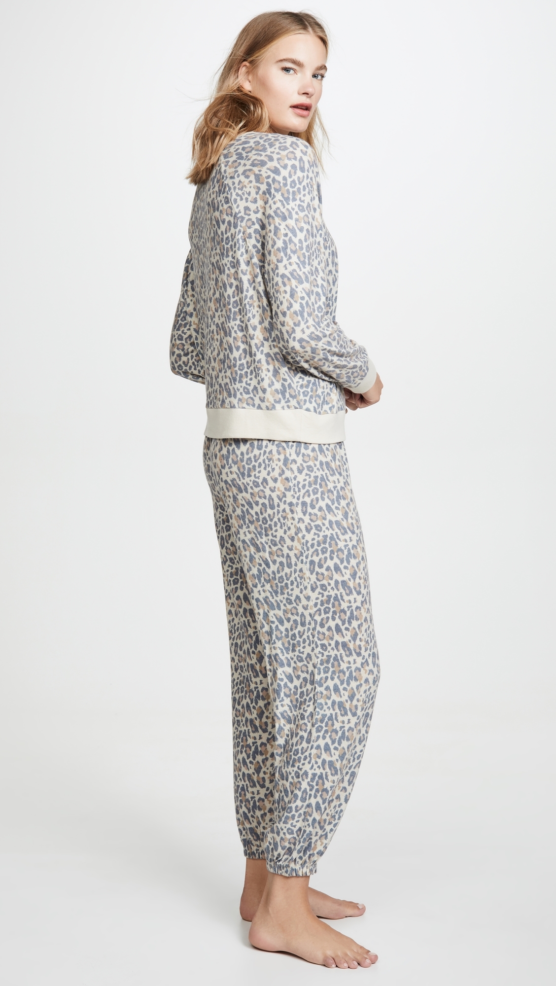 Star Seeker Pajama Set Natural Leopard